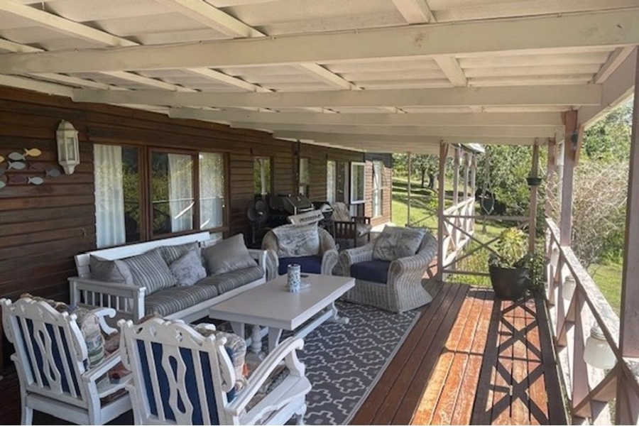 5 Bedroom Property for Sale in Holt Hill Ah Western Cape